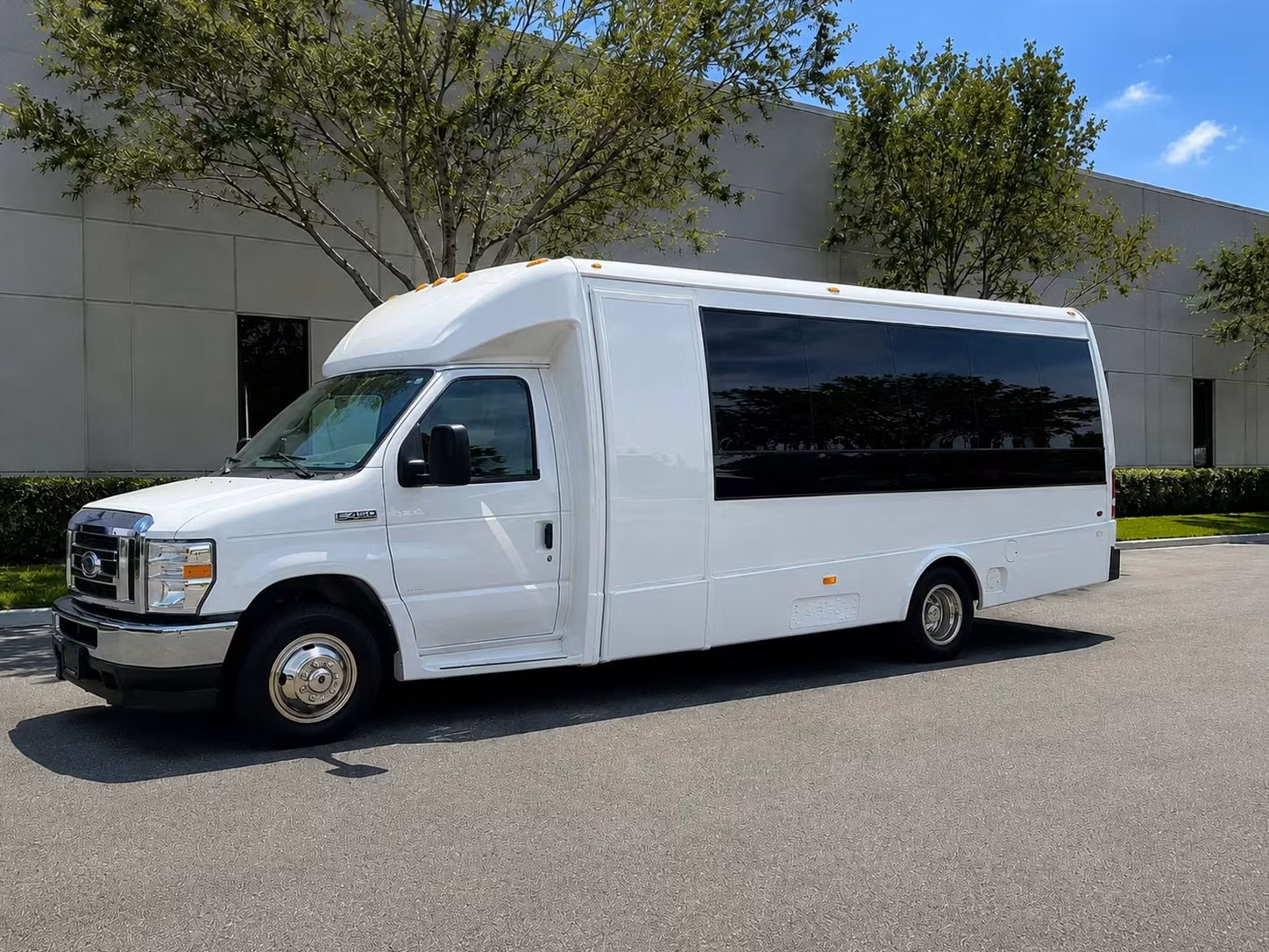 20 passenger minibus