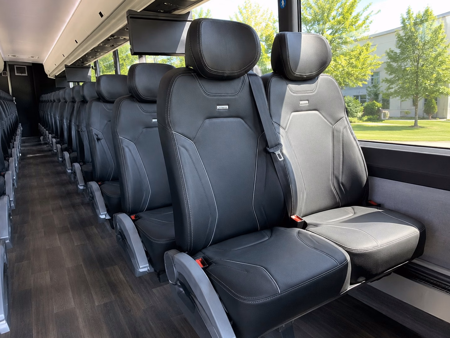 stpeterscharterbuscompany com will help you arrange bridal party transportation in st peters without the stress